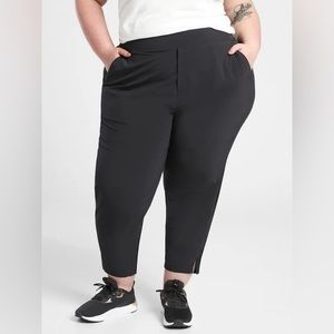 Athleta Black Ankle Cropped Stretch Pants